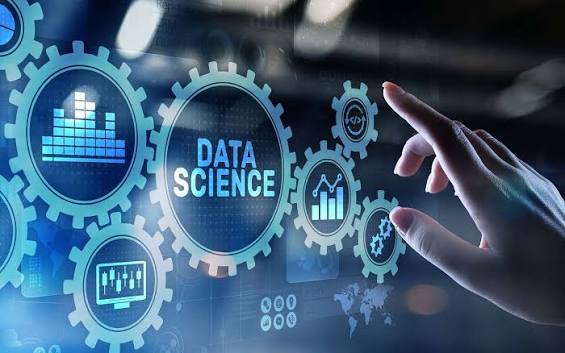 Quy trình Data Science từ thu thập dữ liệu đến phân tích và ra quyết định